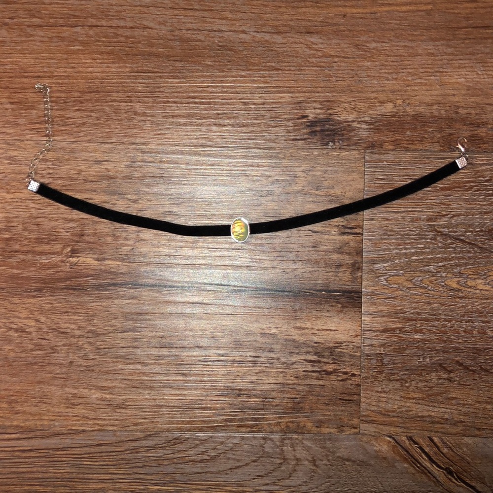 Choker Necklace